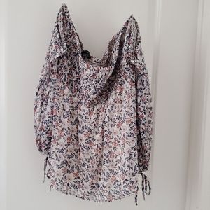 Aerican Eagle Blouse